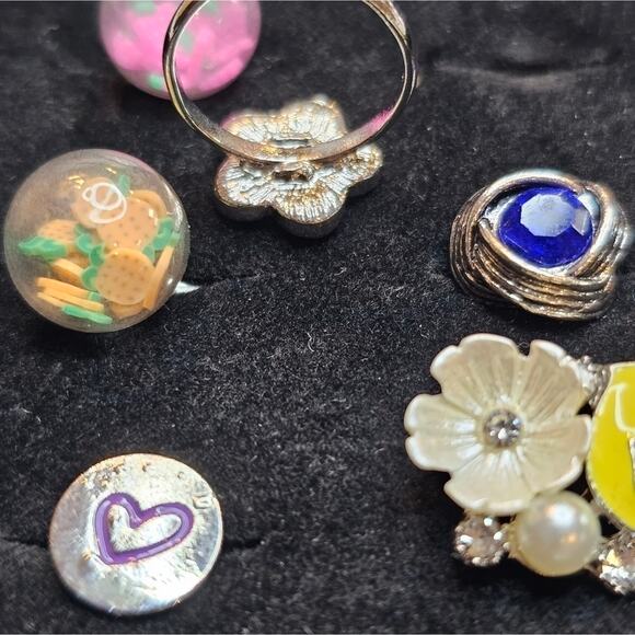 Paparazzi Lot of 10 Adjustable Rings Great for Preteens and Teens Boxed NEW #3 - Picture 5 of 7